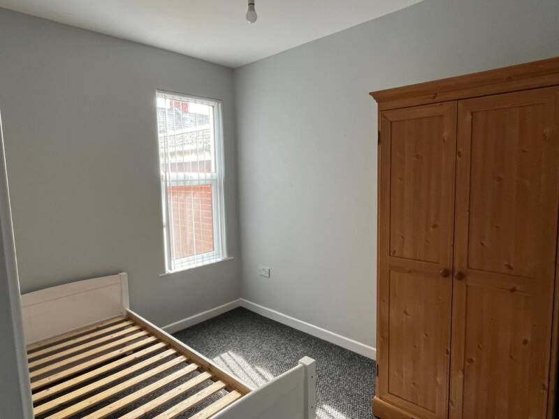 25 Rosebery Street, Belfast, ,  BT5 5BU Northern Ireland